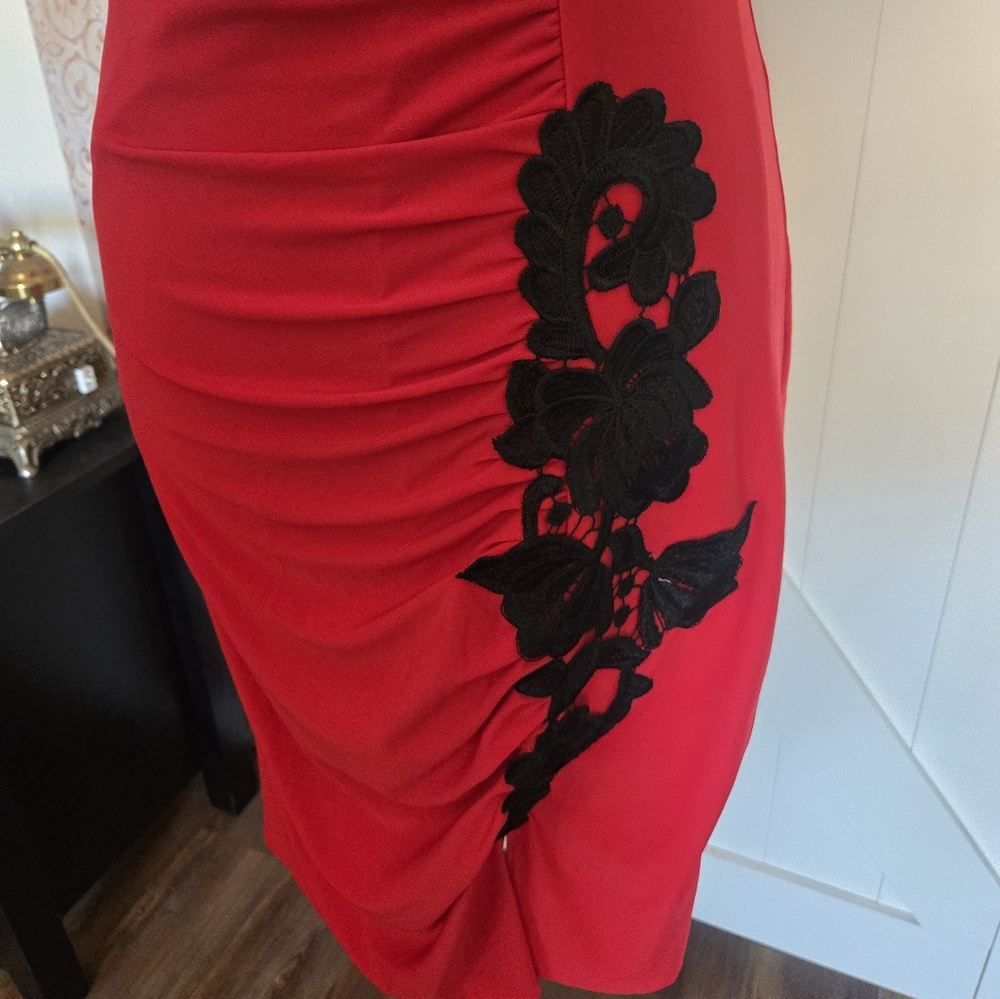Red and Black Lace Dress 90s Vintage- Medium - Picture 5 of 10